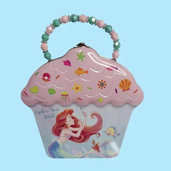 DISNEY THE LITTLE MERMAID ARIEL TIN CUPCAKE LUNCHBOX - Picture 1 of 7